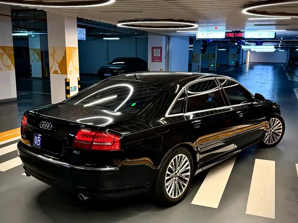 Audi A8 — миниатюра 10