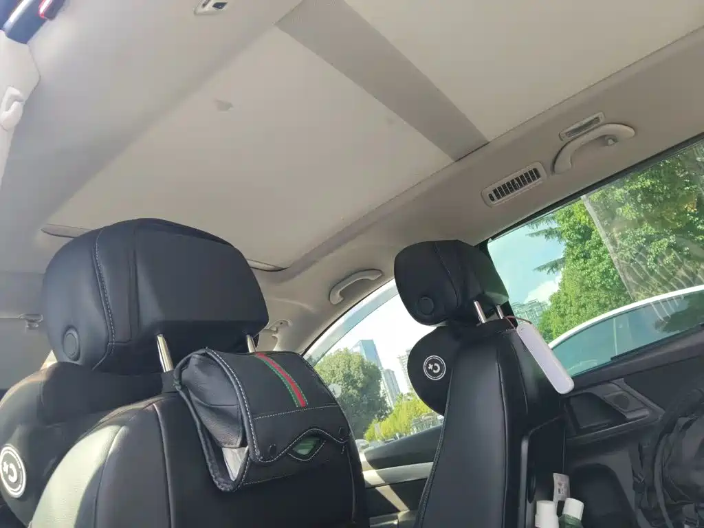 Volkswagen Sharan — миниатюра 19
