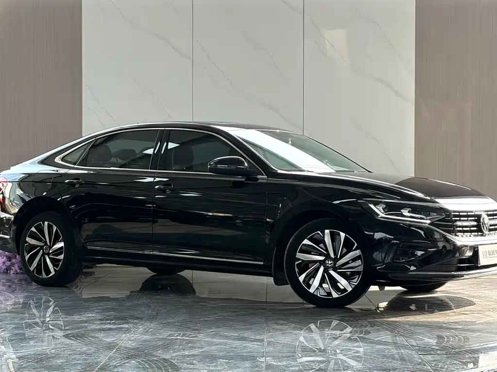 Volkswagen Passat 2022