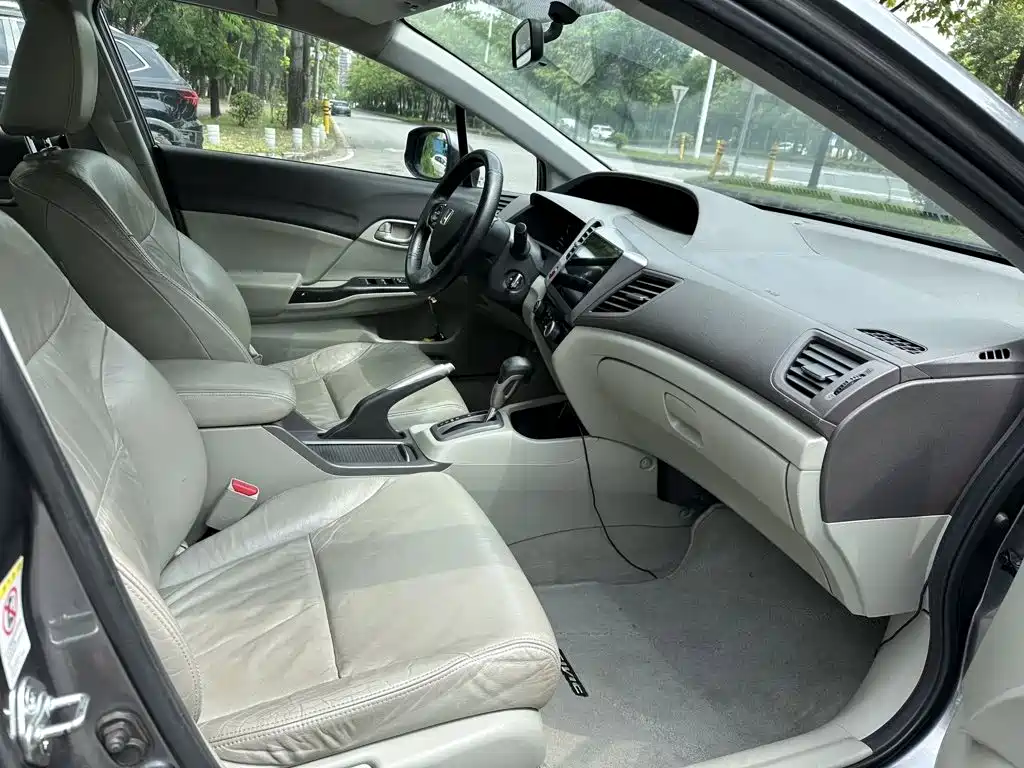 Honda Civic — миниатюра 4