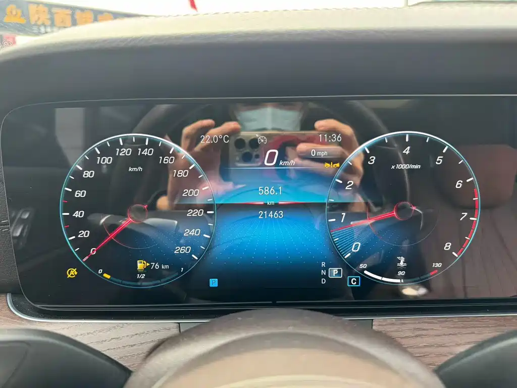Mercedes-Benz E-Class — миниатюра 6