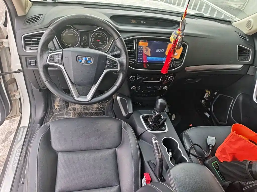 Geely Vision X6 — миниатюра 10