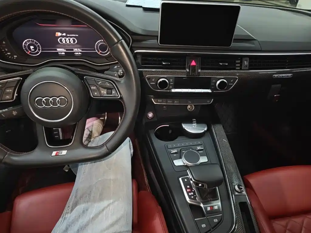 Audi S4 — миниатюра 10