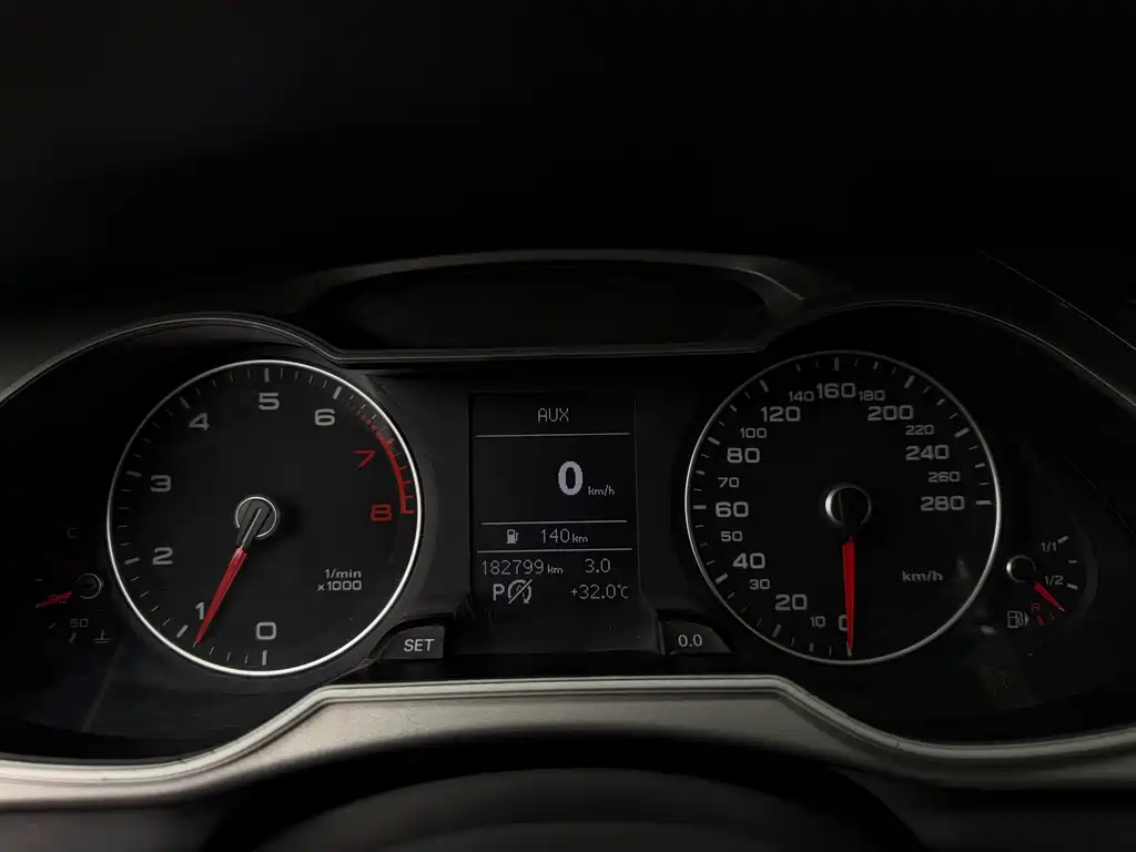 Audi A4L — миниатюра 15
