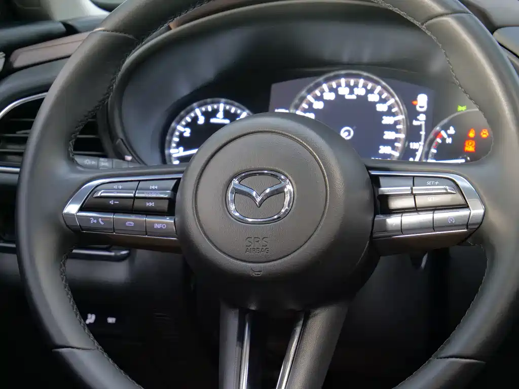 Mazda CX-30 — миниатюра 15