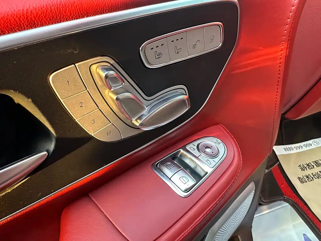 MERCEDES-BENZ V CLASS