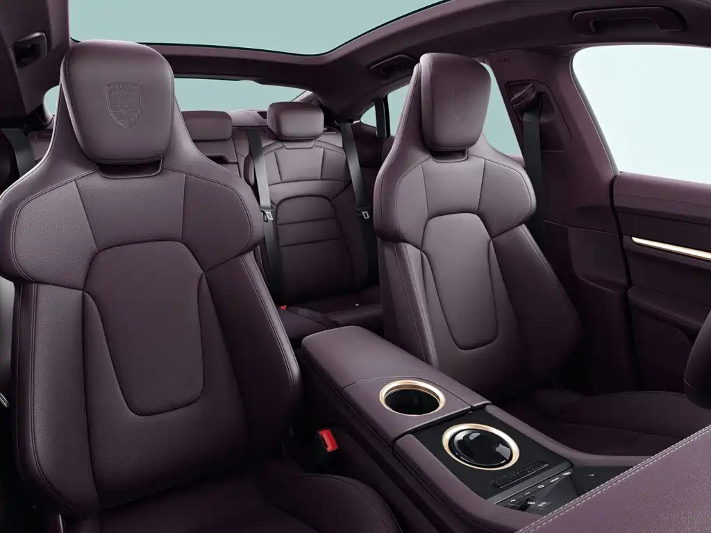 Porsche Taycan — миниатюра 6