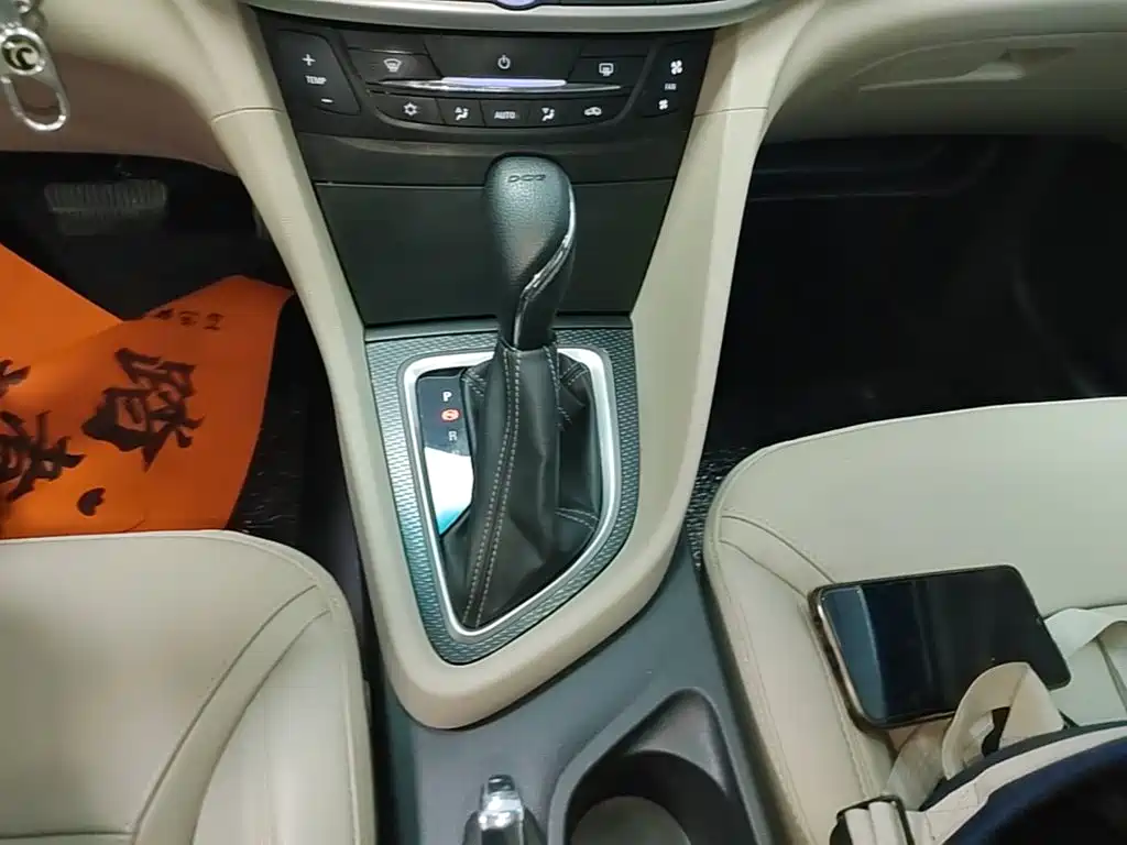 Buick Excelle — миниатюра 14