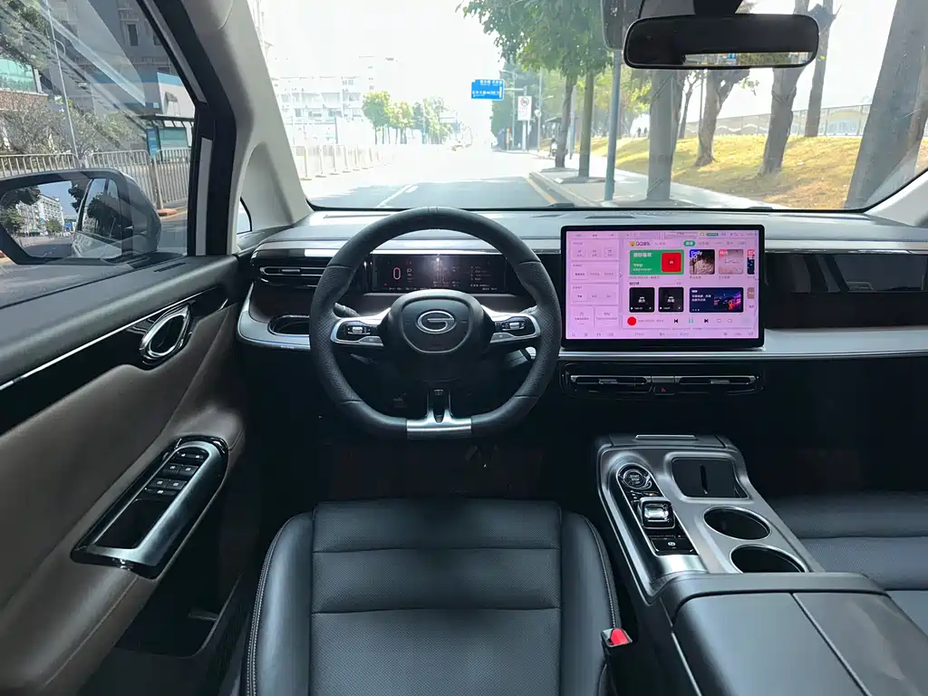 GAC TRUMPCHI E8 NEW ENERGY