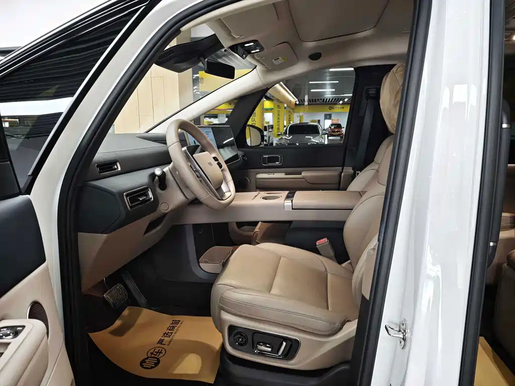 Li Auto Li MEGA — миниатюра 8