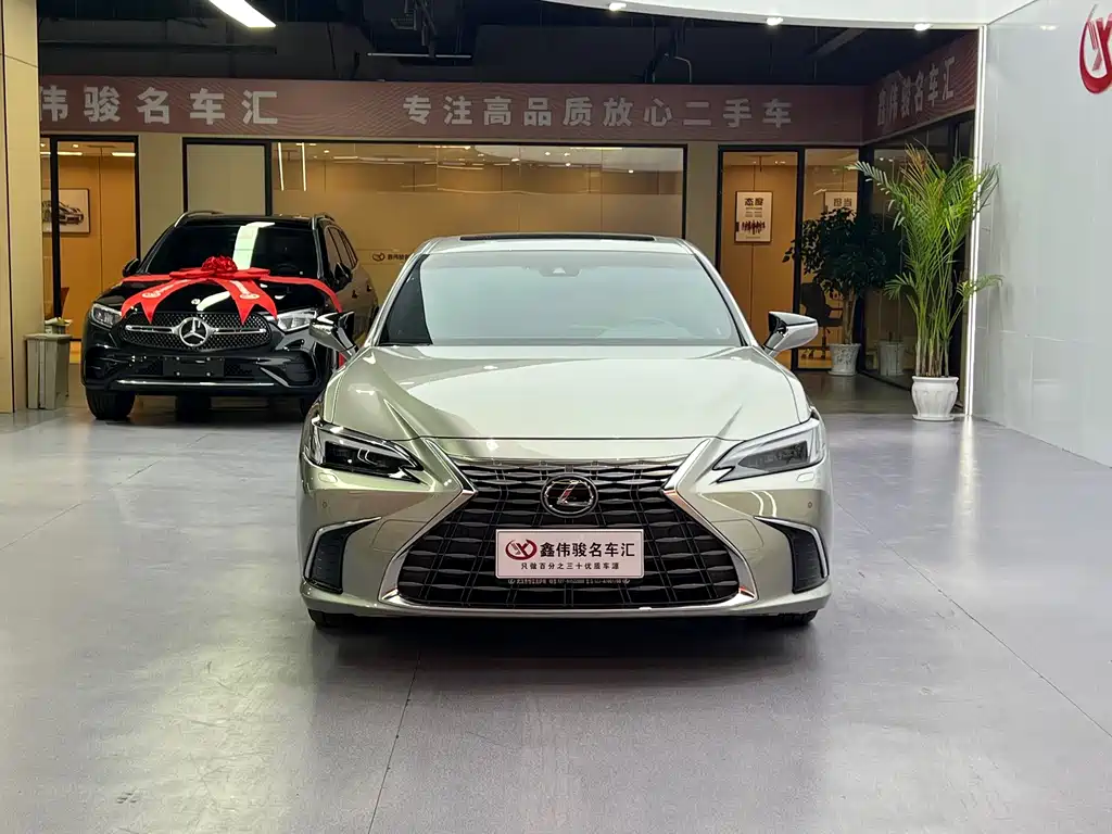 Lexus ES — миниатюра 3