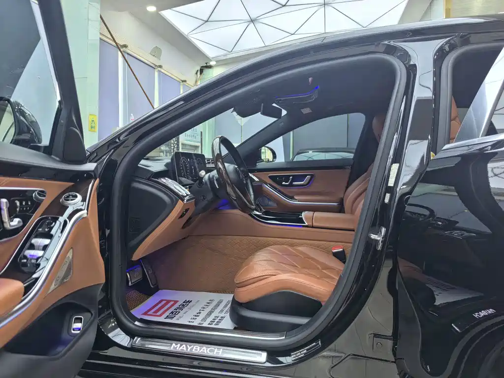 Mercedes-Benz S-Class — миниатюра 13