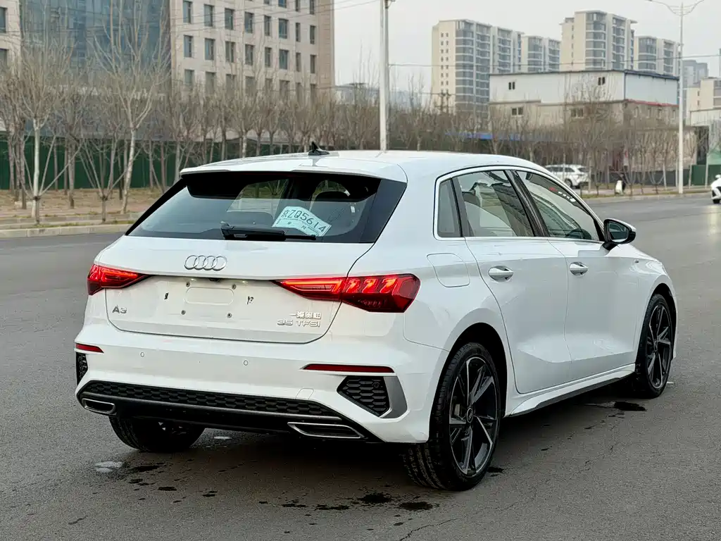 Audi A3 2024 Sportback 35 TFSI Fashion Sport Type