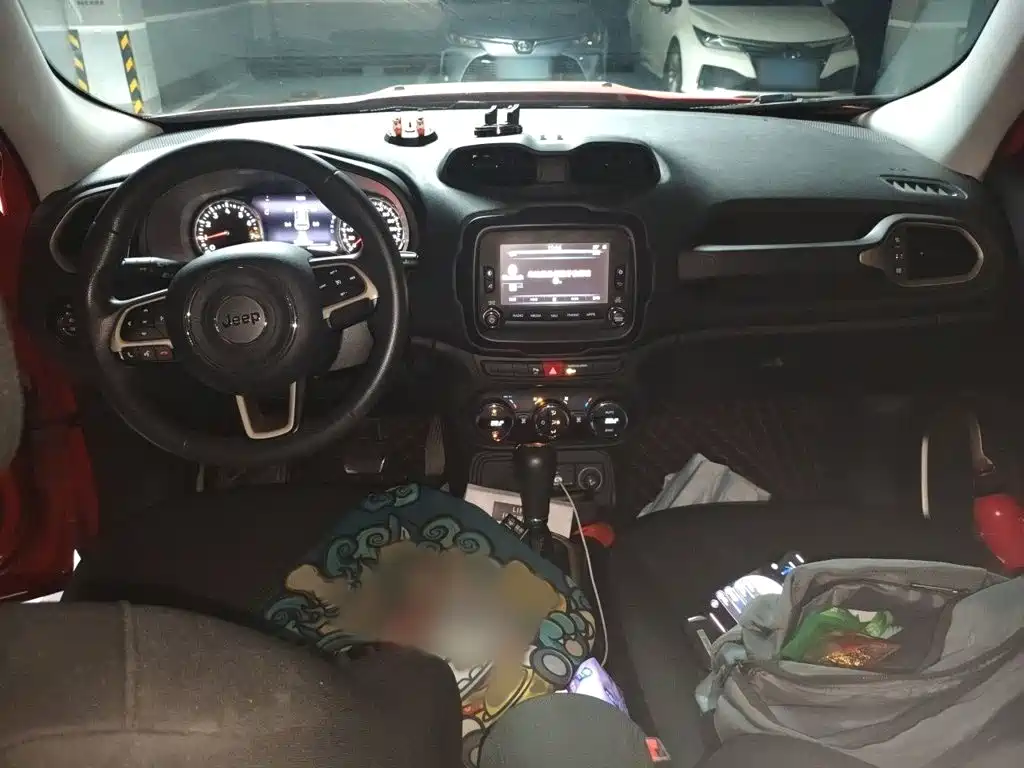 Jeep Renegade — миниатюра 13
