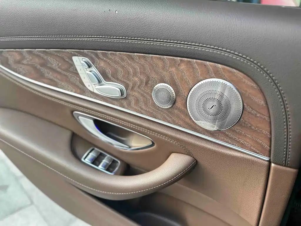 Mercedes-Benz E-Class — фотографии объявления, Фото 26