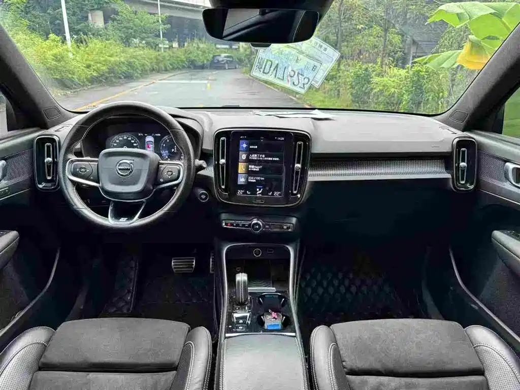 Volvo XC40 2019 T5 Sport