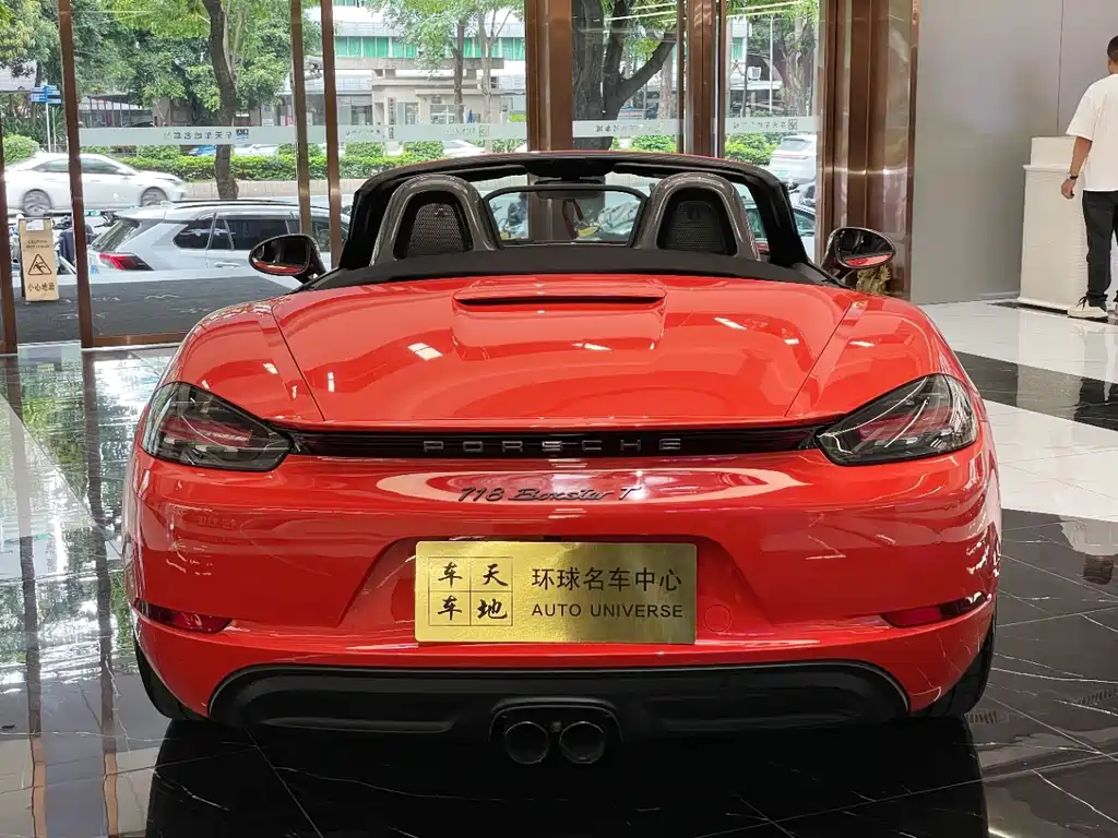 Porsche 718 2019 Boxster T 2.0T