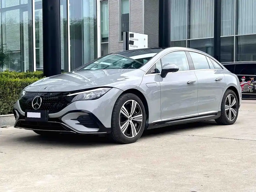Mercedes-Benz EQE