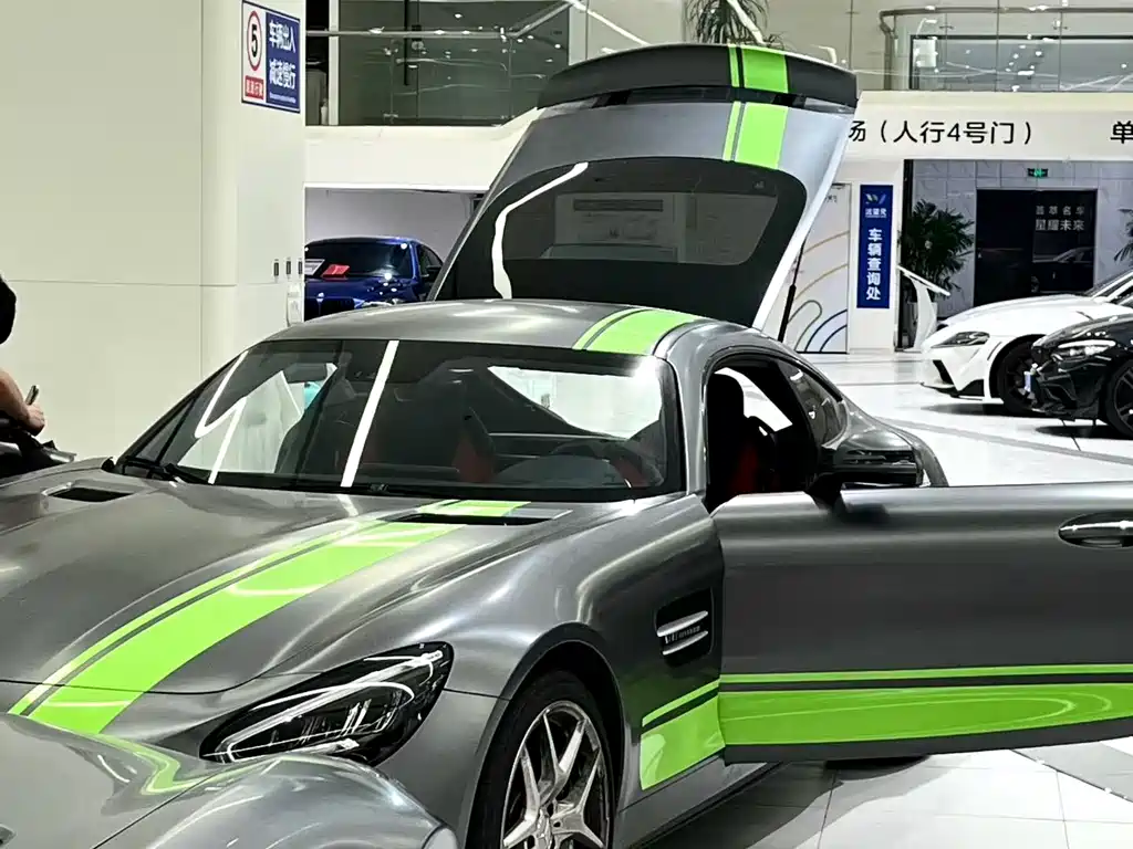 MERCEDES-BENZ AMG GT