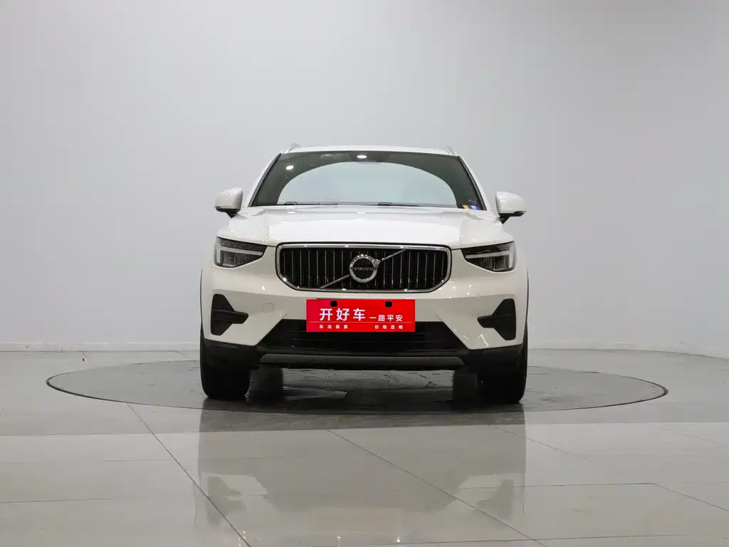 Volvo XC40 — миниатюра 2