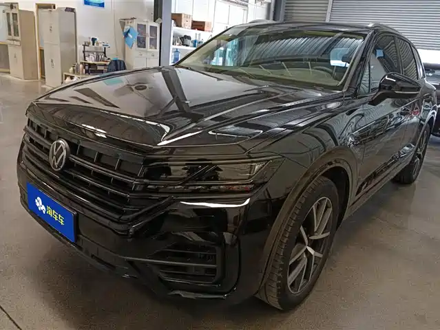 VOLKSWAGEN TOUAREG 2023