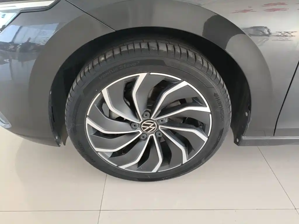 Volkswagen Golf — миниатюра 25