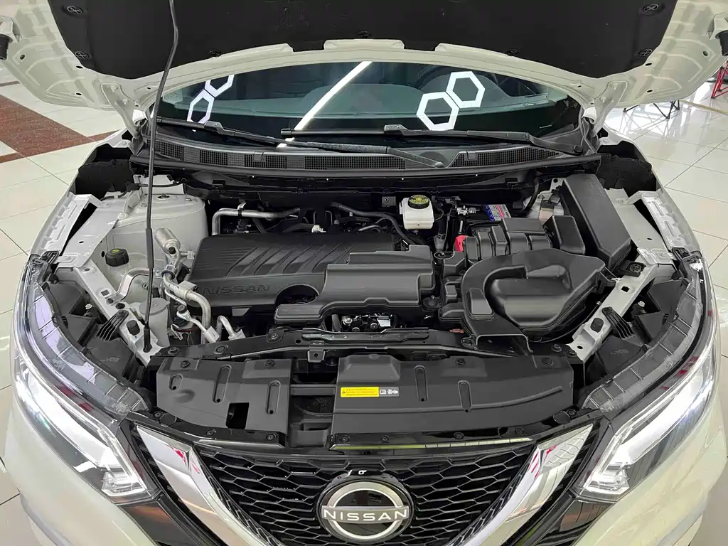 Nissan Qashqai — миниатюра 23