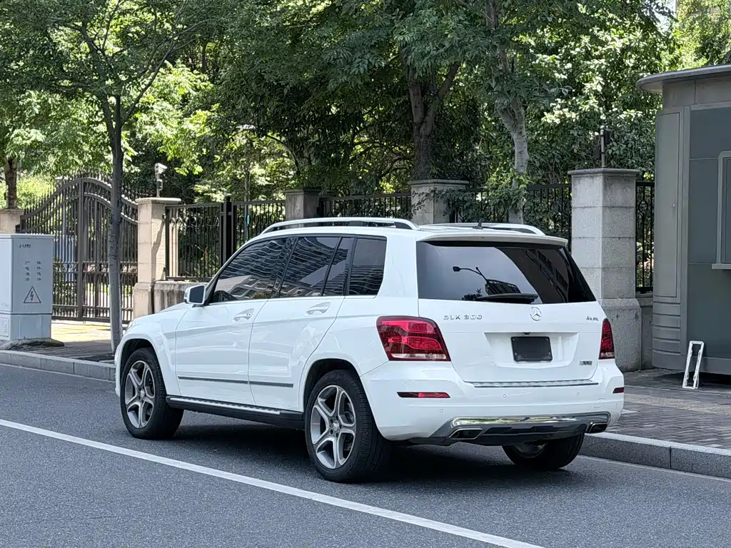 Mercedes-Benz GLK 2013 GLK 300 4MATIC Luxury