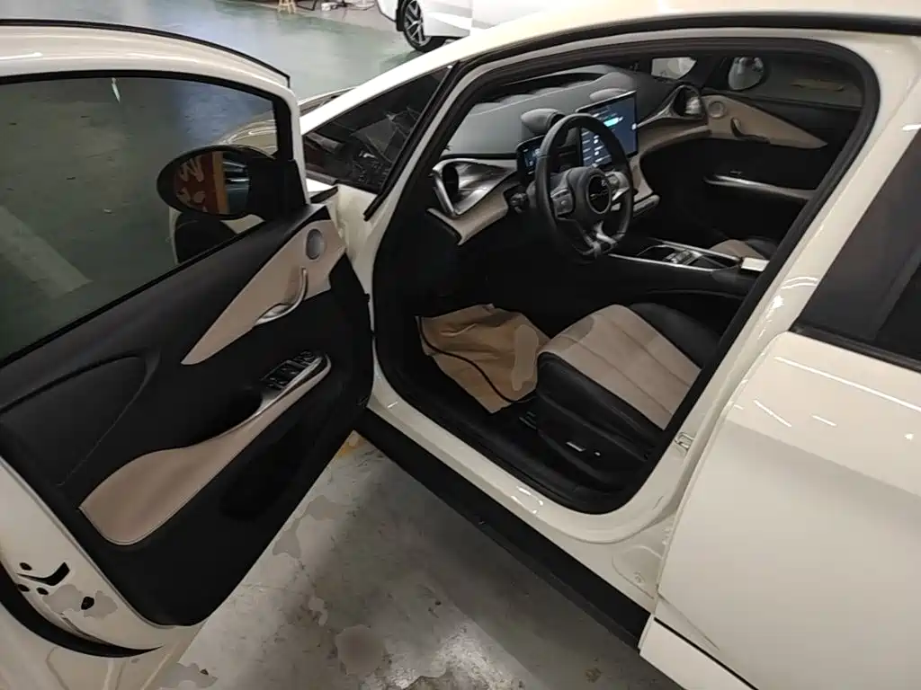 BYD Dolphin — миниатюра 16