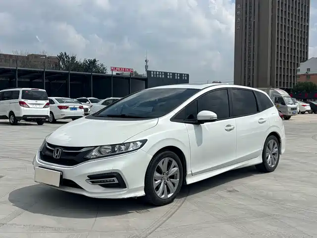 Honda Jade