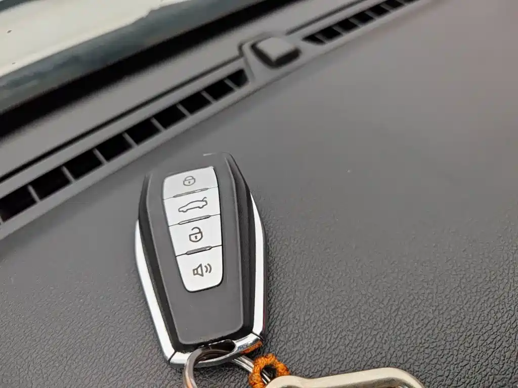 Geely Emgrand — миниатюра 9