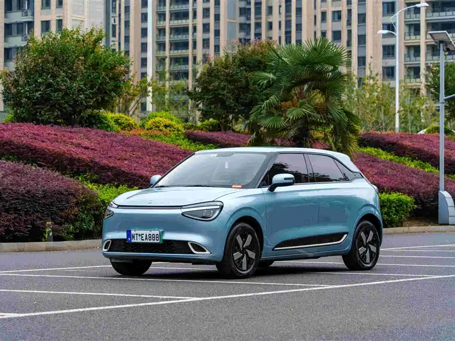 eπ Nano 01