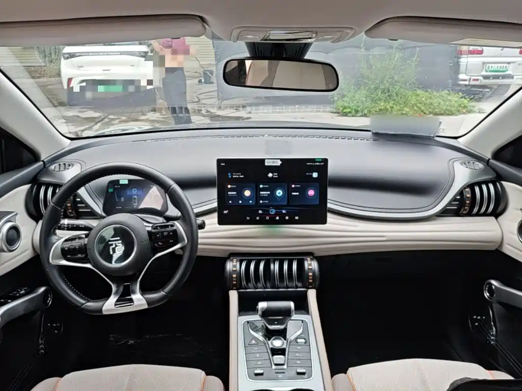 BYD Yuan Plus — миниатюра 10