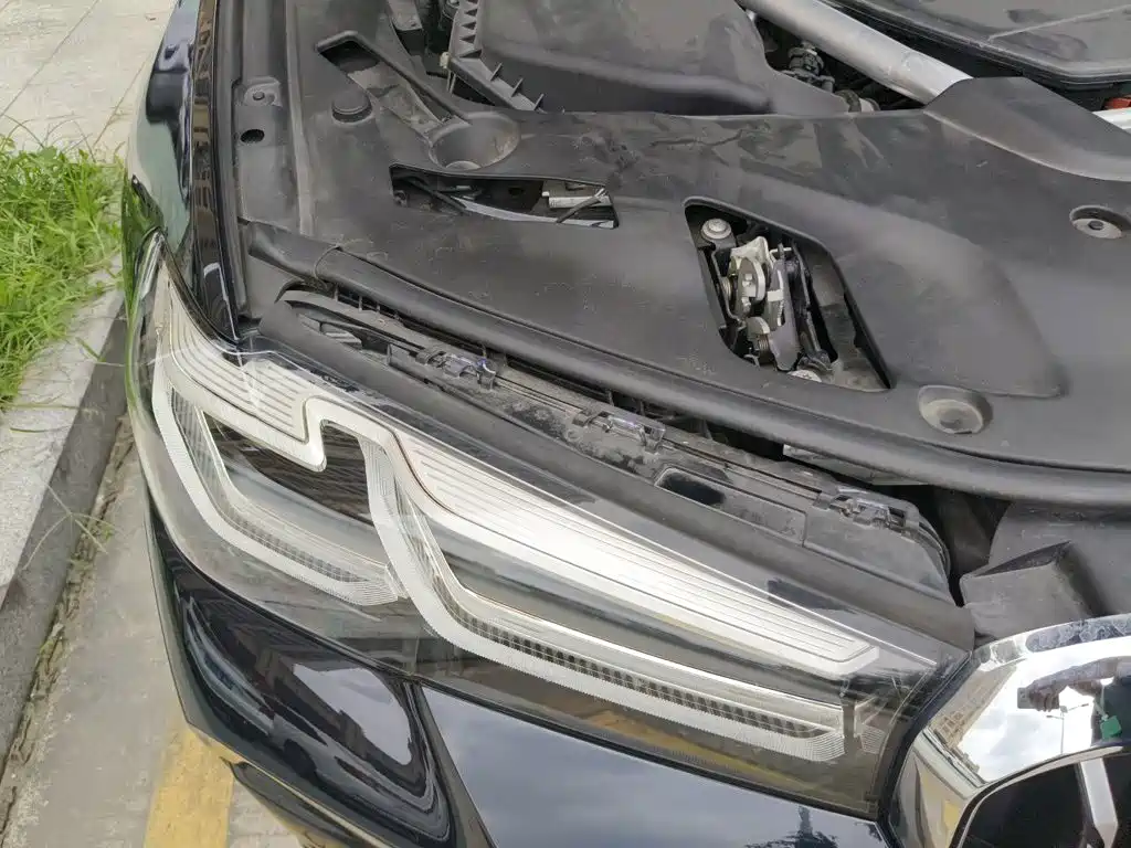 BMW 5 Series — миниатюра 21