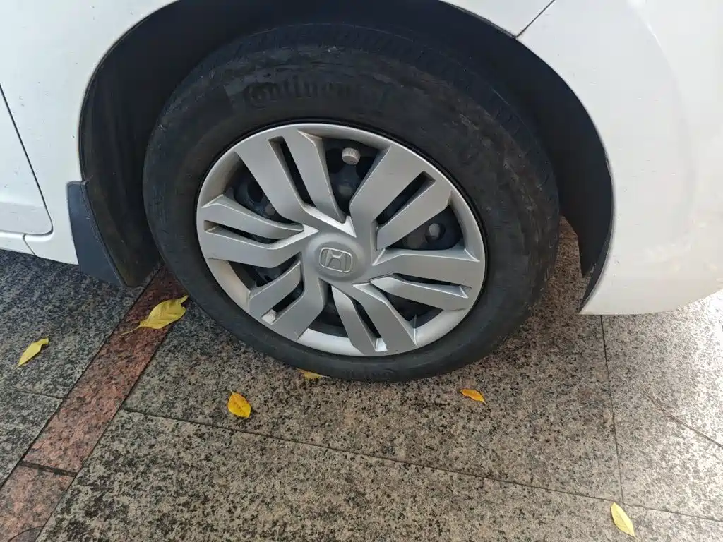 Honda Fit — миниатюра 24