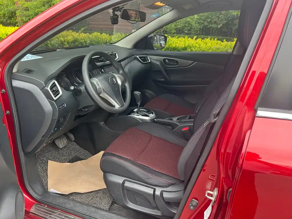 Nissan Qashqai 2016 1.2T CVT Fashion