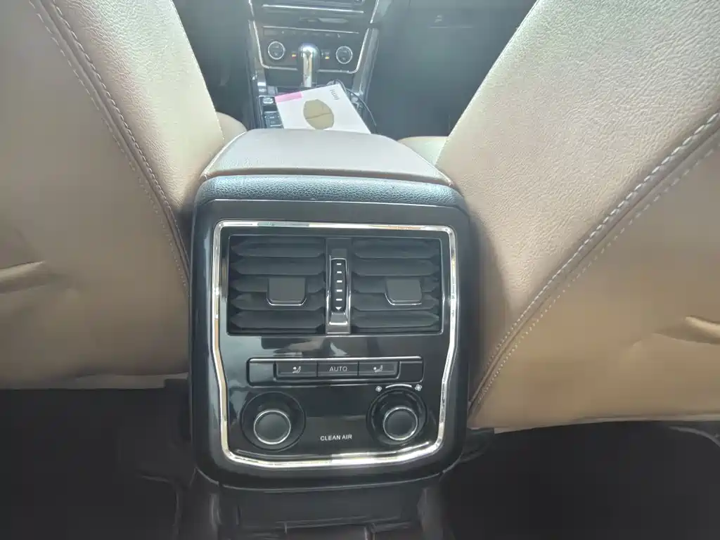 Volkswagen Passat 2016 330TSI DSG