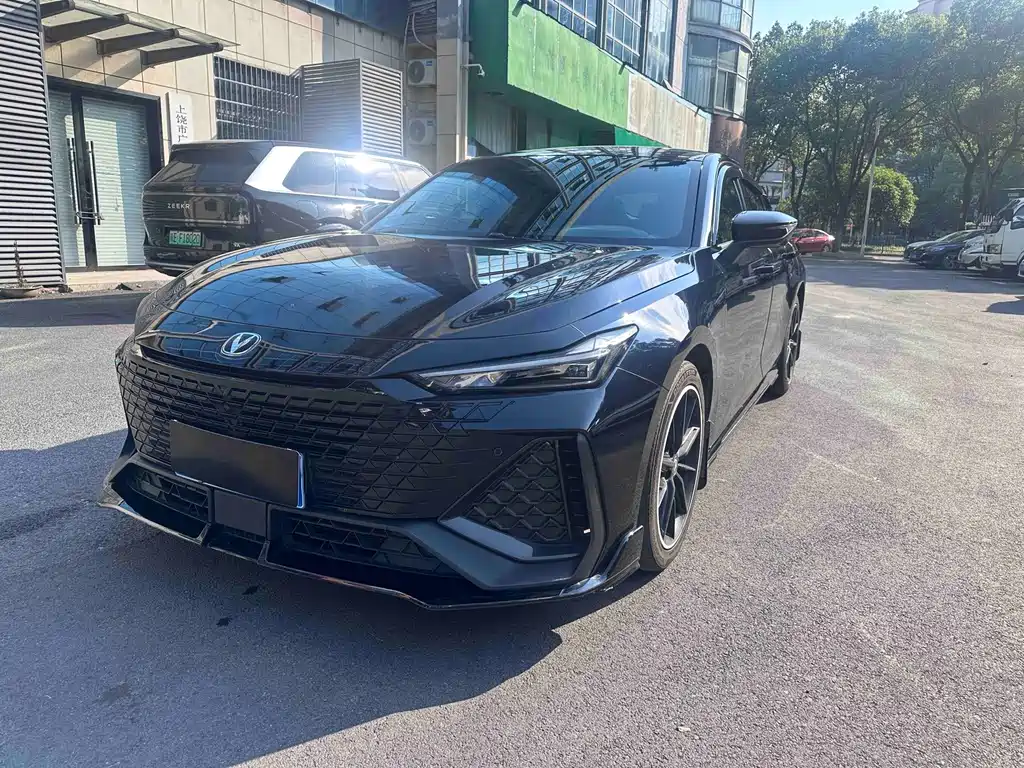 Changan UNI-V