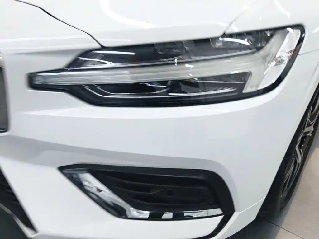 Volvo S60 — миниатюра 24