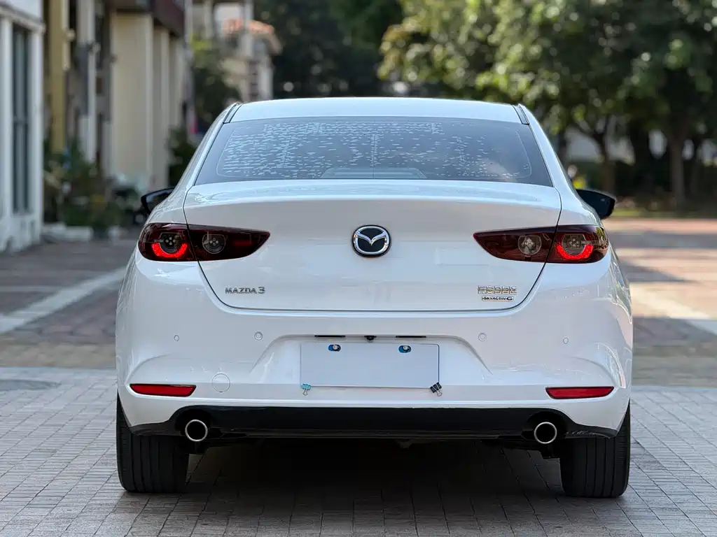 MAZDA 3 ANGKESAILA