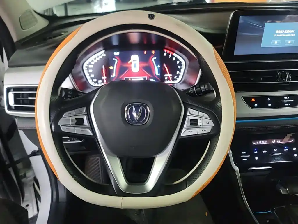 Changan CS75 — миниатюра 11