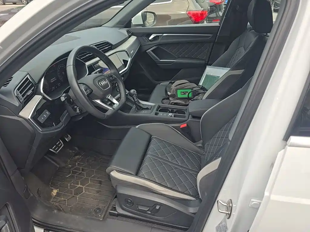 Audi Q3 — миниатюра 22