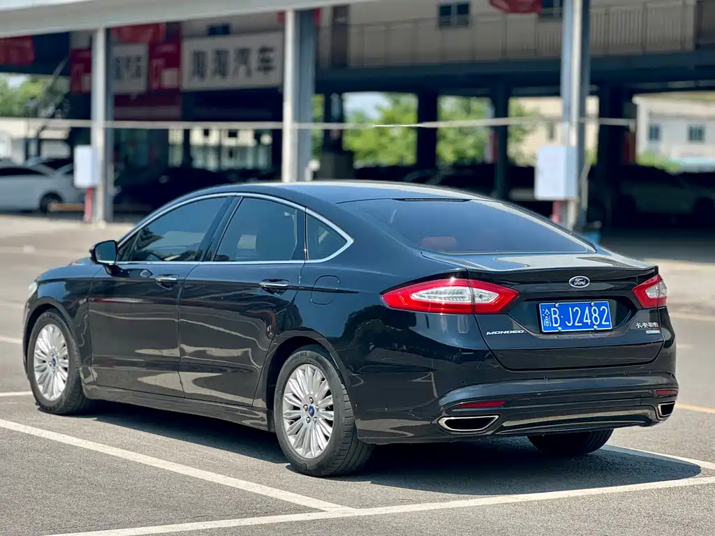 Ford Mondeo — миниатюра 4