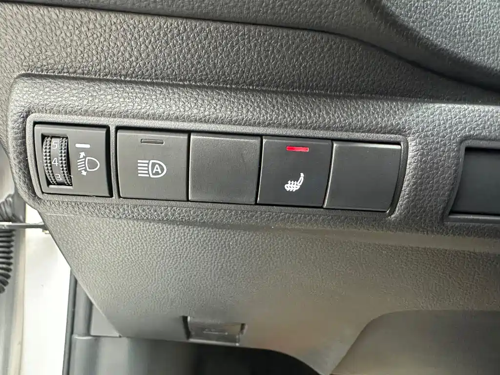Toyota Corolla — миниатюра 16