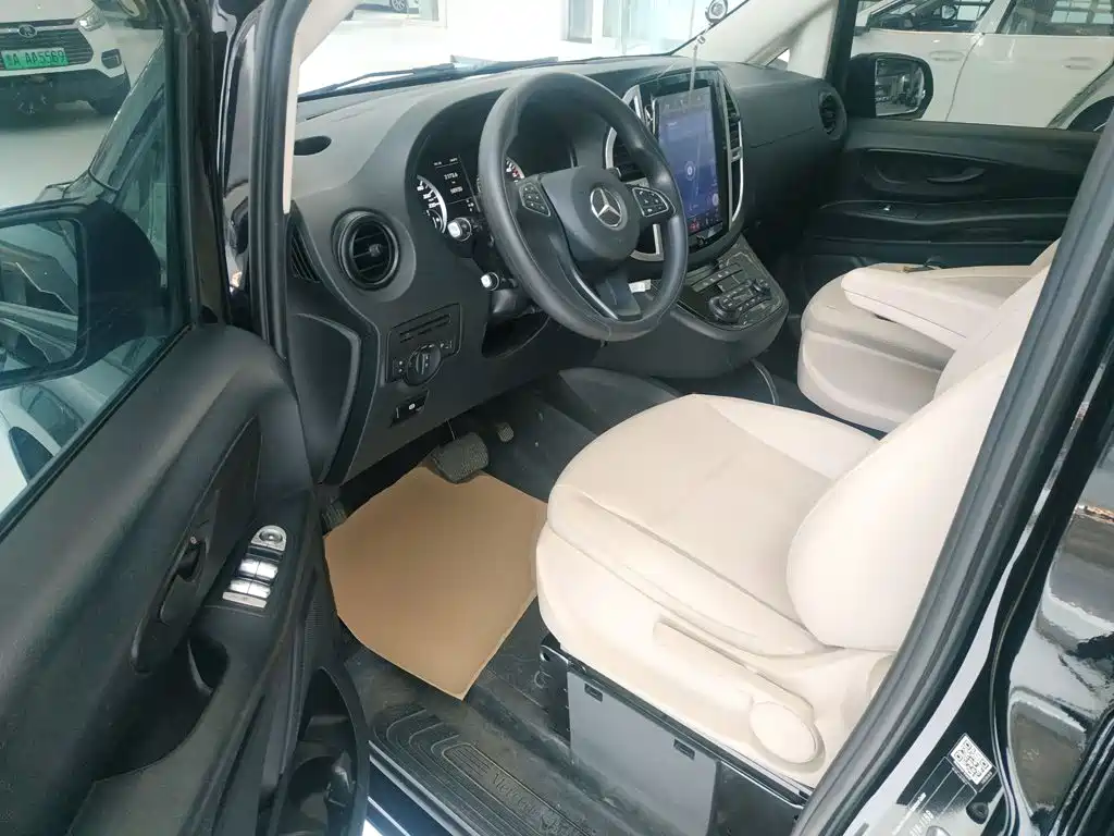 Mercedes-Benz Vito — миниатюра 16