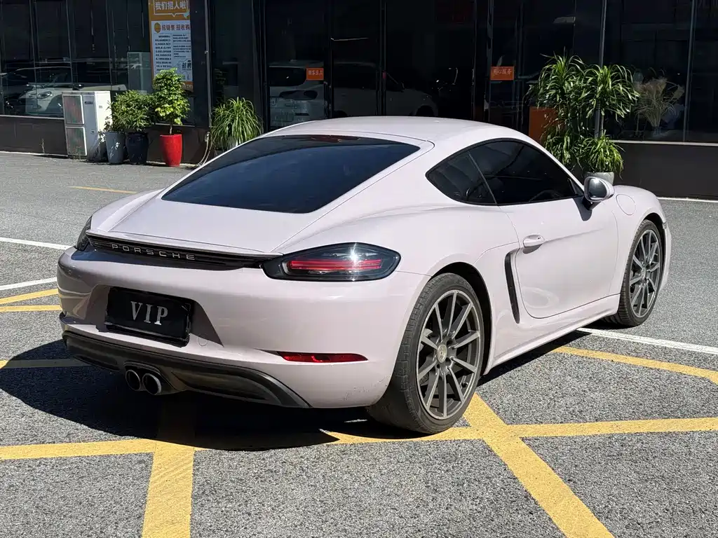 Porsche 718 2018 Cayman 2.0T