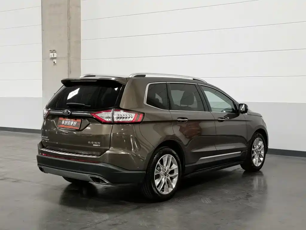 Ford Edge — миниатюра 2