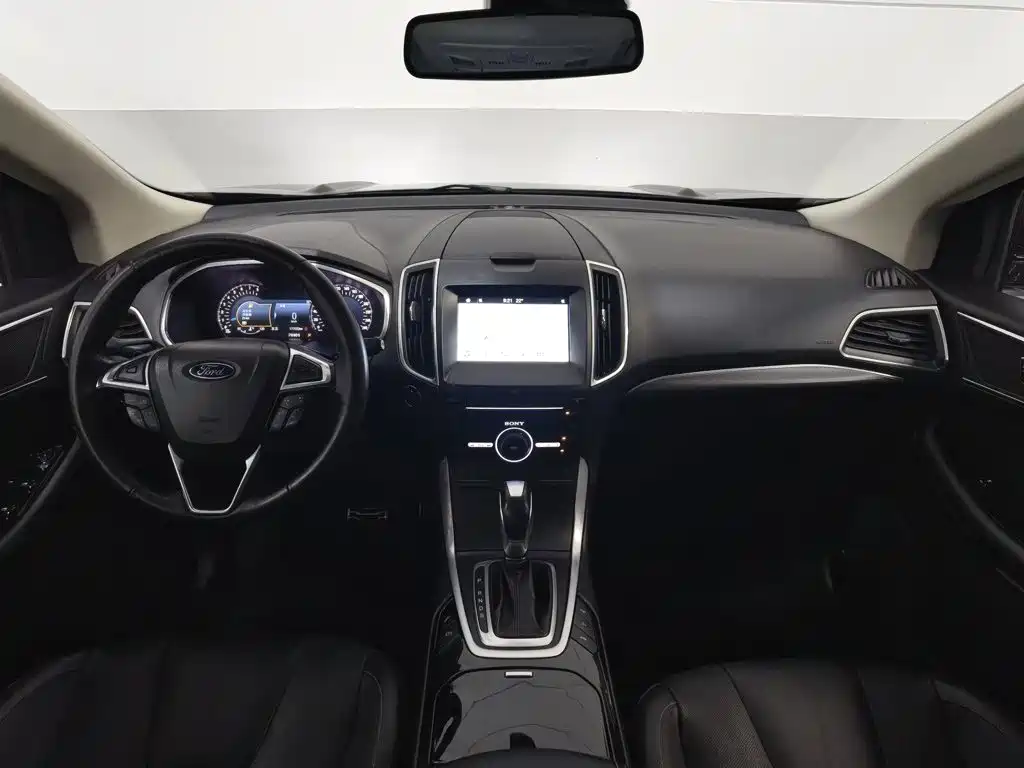 Ford Edge — миниатюра 5