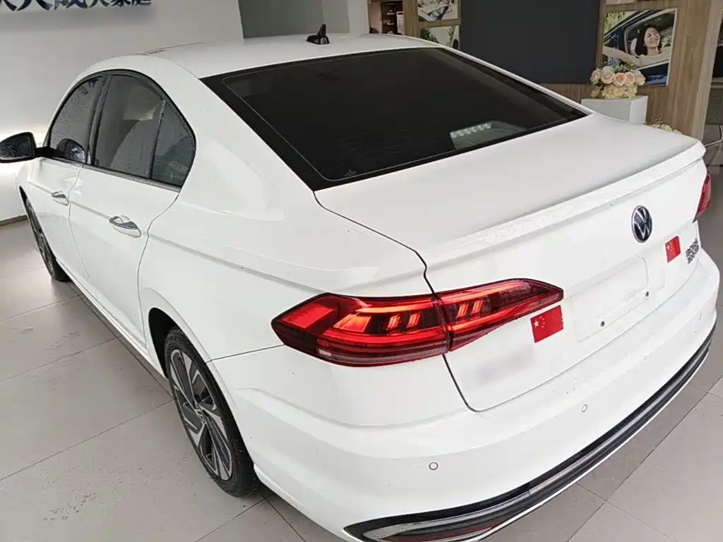 Volkswagen Bora — миниатюра 5