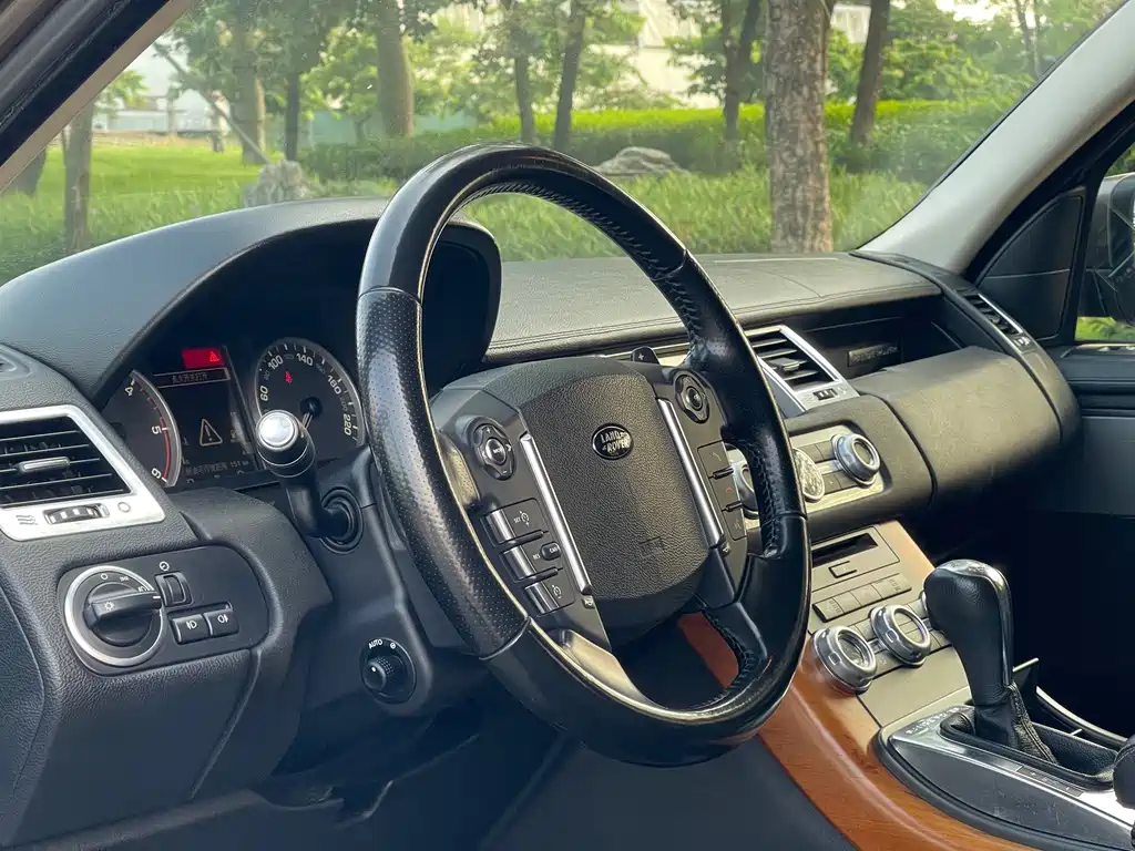 Land Rover Sport — миниатюра 6